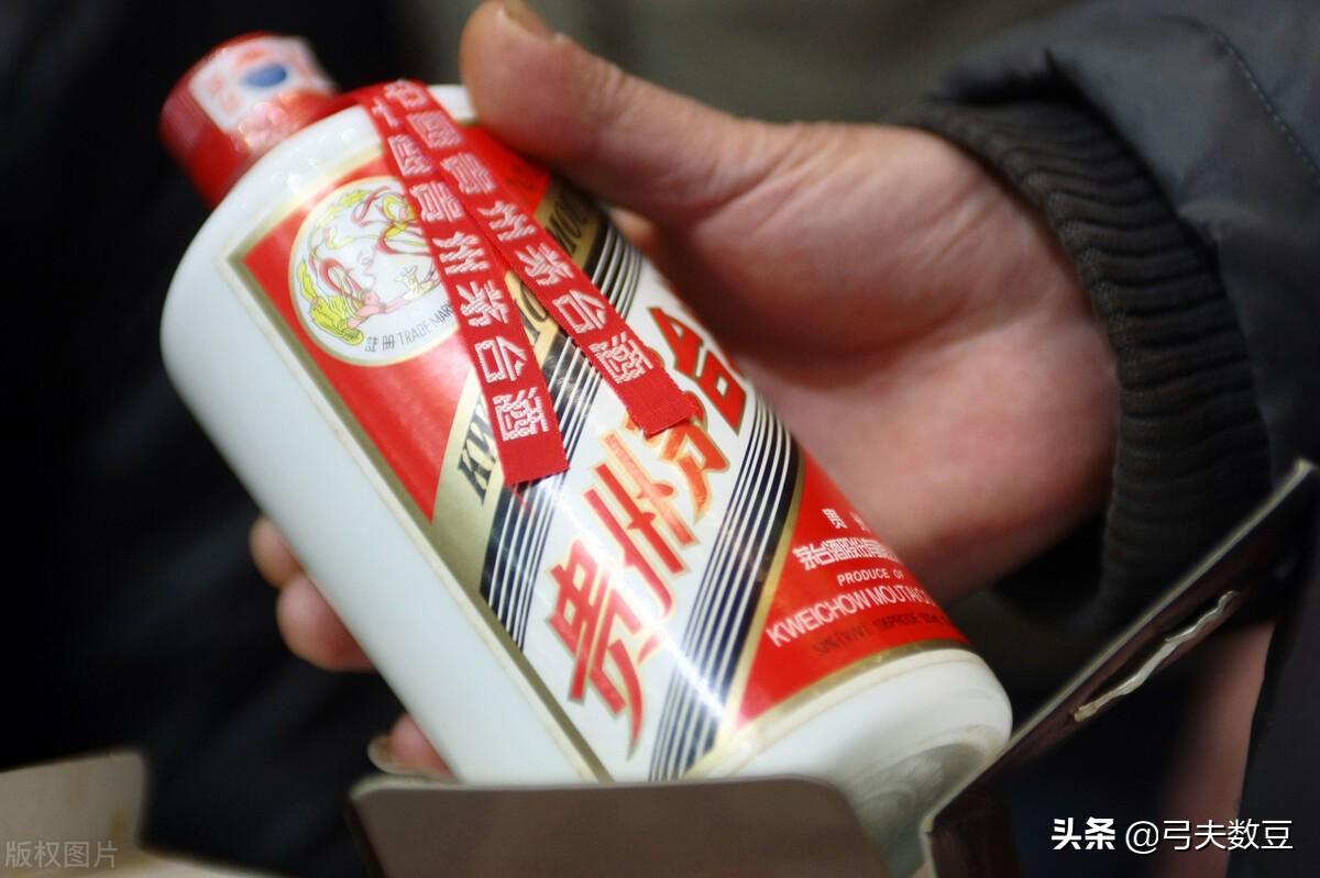 天猫茅台被调包天猫茅台遭遇调包风波，揭秘背后的真相与防范策略