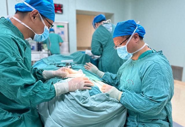 女子称被割掉正常器官 医院辟谣女子称被割掉正常器官事件揭秘，医院辟谣与真相探究