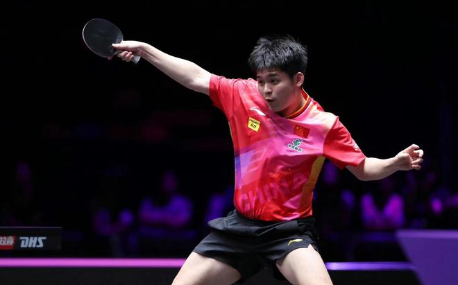 国乒林诗栋简介国乒新星林诗栋，一位闪耀未来的乒乓球新星简介