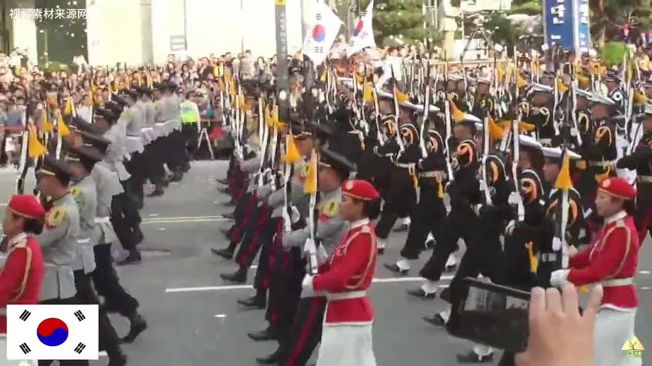 韩国直播中国阅兵关于韩国直播中国阅兵的情况，我并未了解到相关信息。